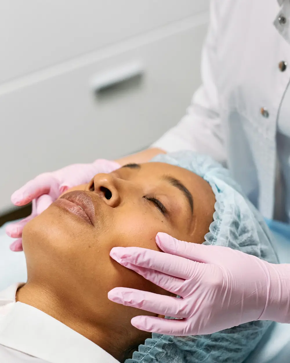 Dermaplaning